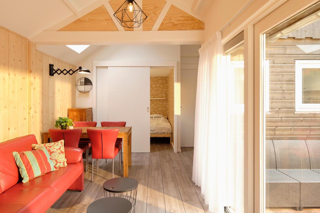 Vakantiehuis 'T Laaisterplakky Zonder Drempels Oude Bildtzijl Ngoại thất bức ảnh